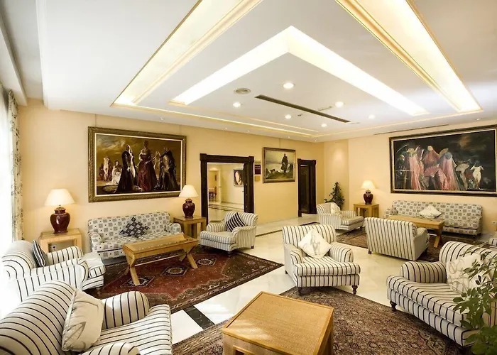Aparthotel Monarque Sultan